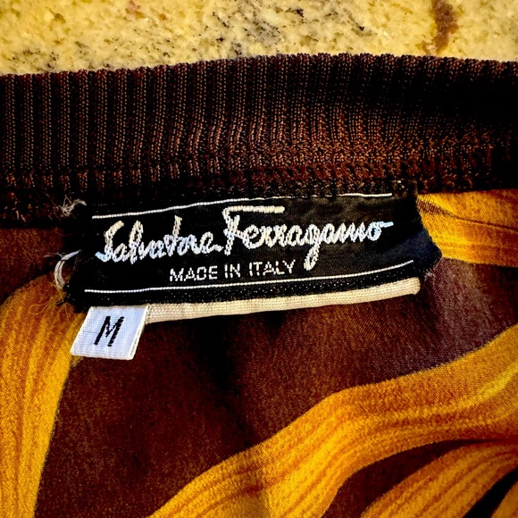 Vintage Salvadore Ferragamo 100% Silk Lion Tiger Blouse M RARE - Picture 13 of 13